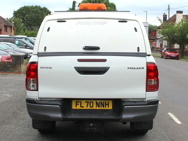 Used Toyota Hilux 2020 for sale - 74543028: Photo 11