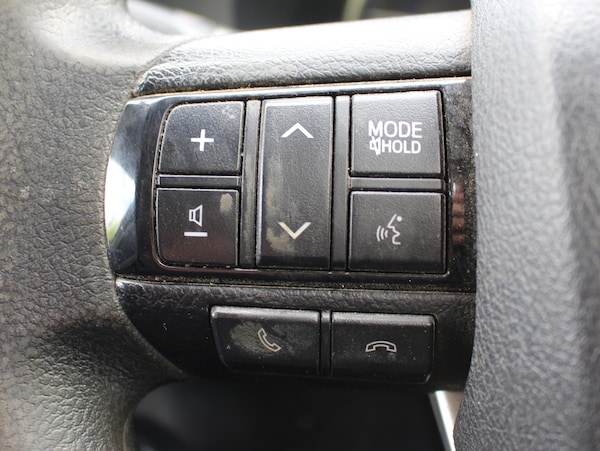 Used Toyota Hilux 2020 for sale - 74543028: Photo 40