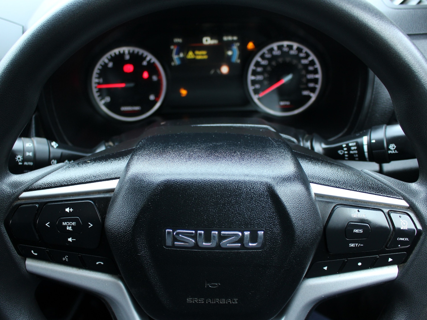 Used Isuzu D-Max 2021 for sale - 76783308: Photo 12