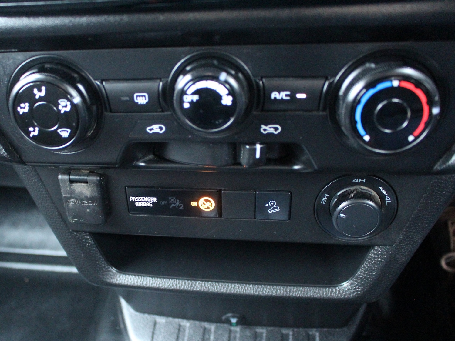 Used Isuzu D-Max 2021 for sale - 76783308: Photo 15