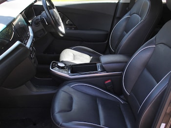 Used Kia Niro 2021 for sale - 79032982: Photo