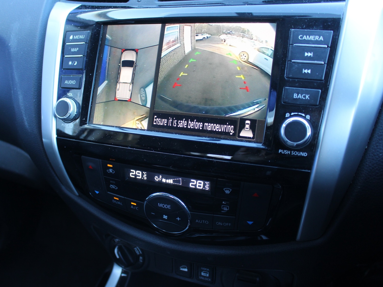 Used Nissan Navara 2019 for sale - 76616855: Photo 35