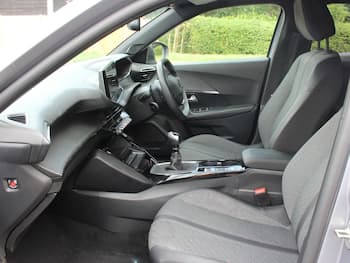 Used Peugeot 2008 2025 for sale - 79724721: Photo
