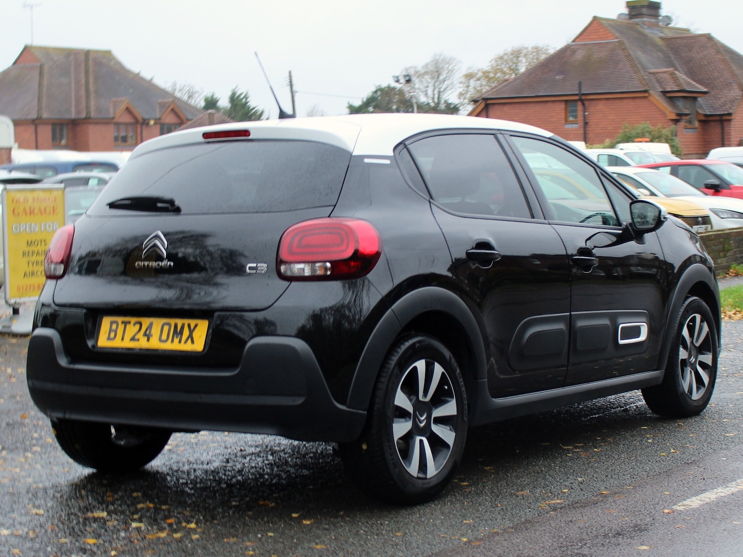Used Citroen C3 2024 for sale - 76735729: Photo 2