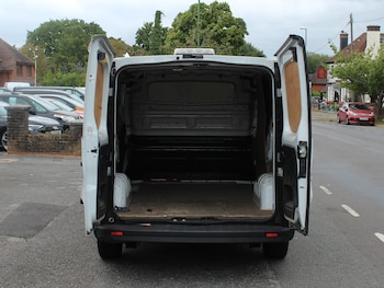 Used Vauxhall Vivaro 2017 for sale - 75632576: Photo