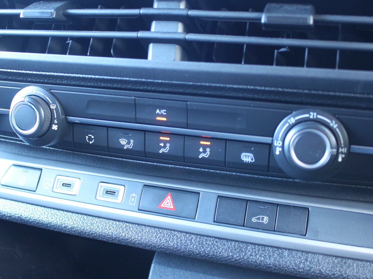 Used Vauxhall Vivaro for sale - 77872226: Photo 48