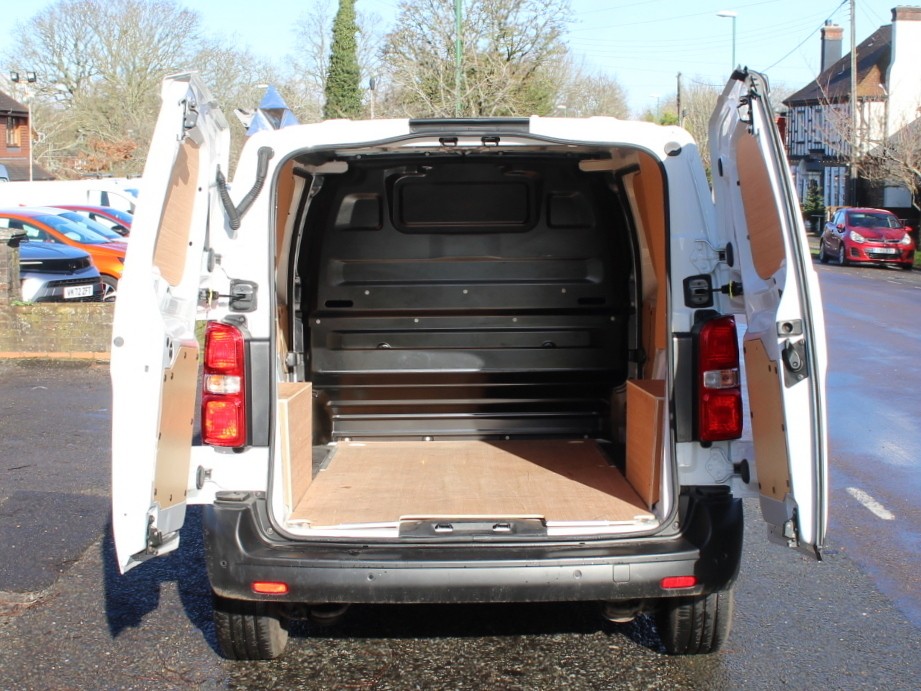 Used Vauxhall Vivaro for sale - 77872226: Photo 6