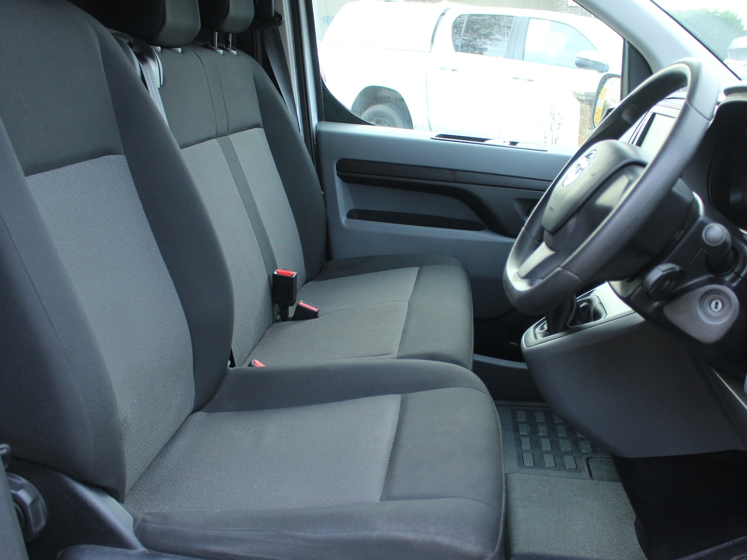 Used Vauxhall Vivaro 2022 for sale - 76545975: Photo 4