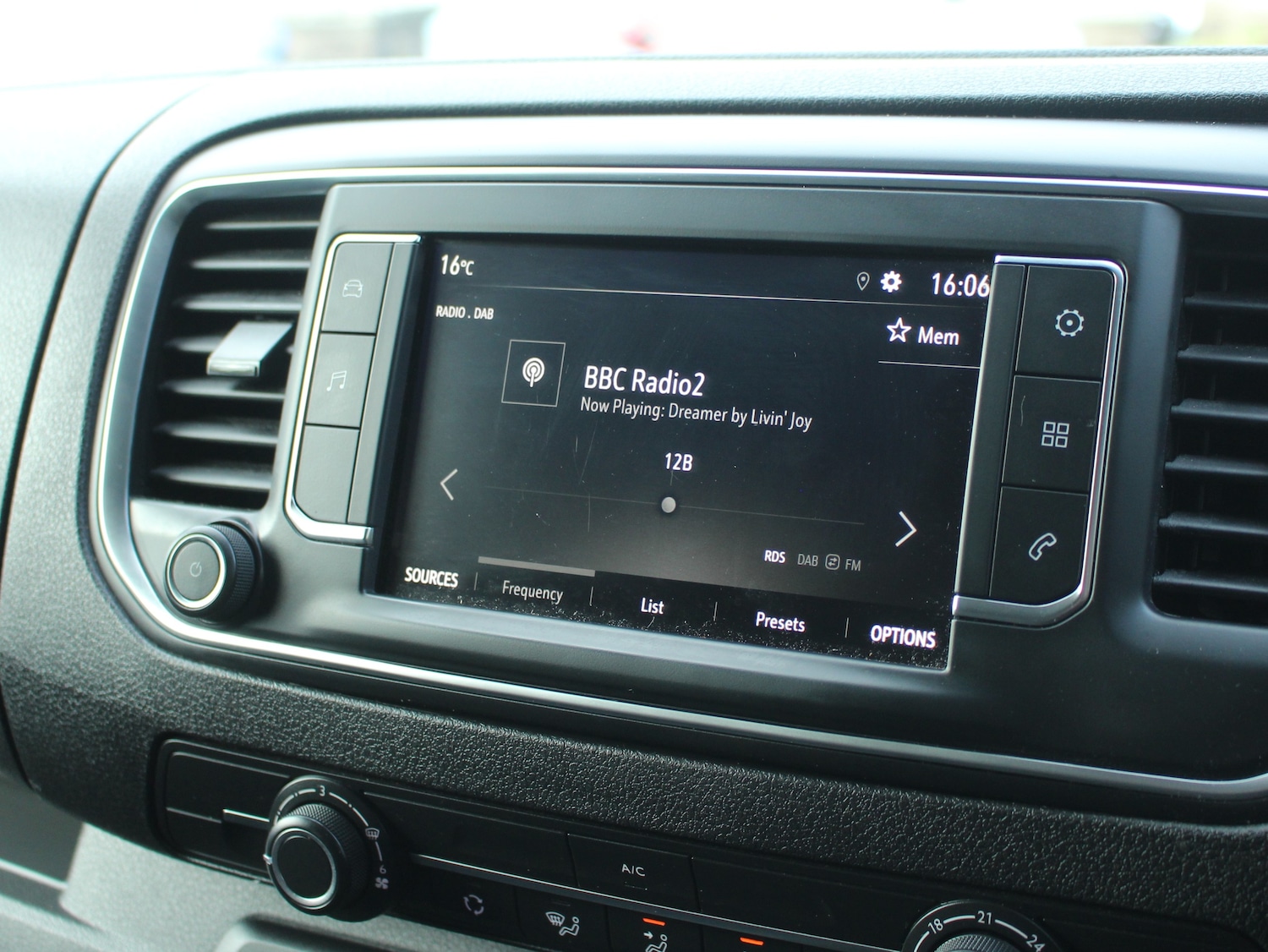 Used Vauxhall Vivaro 2022 for sale - 76545975: Photo 9