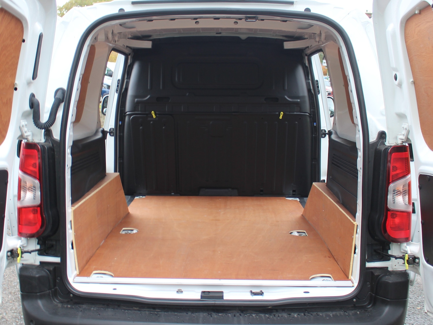 Used Peugeot Partner 2021 for sale - 76402668: Photo 11