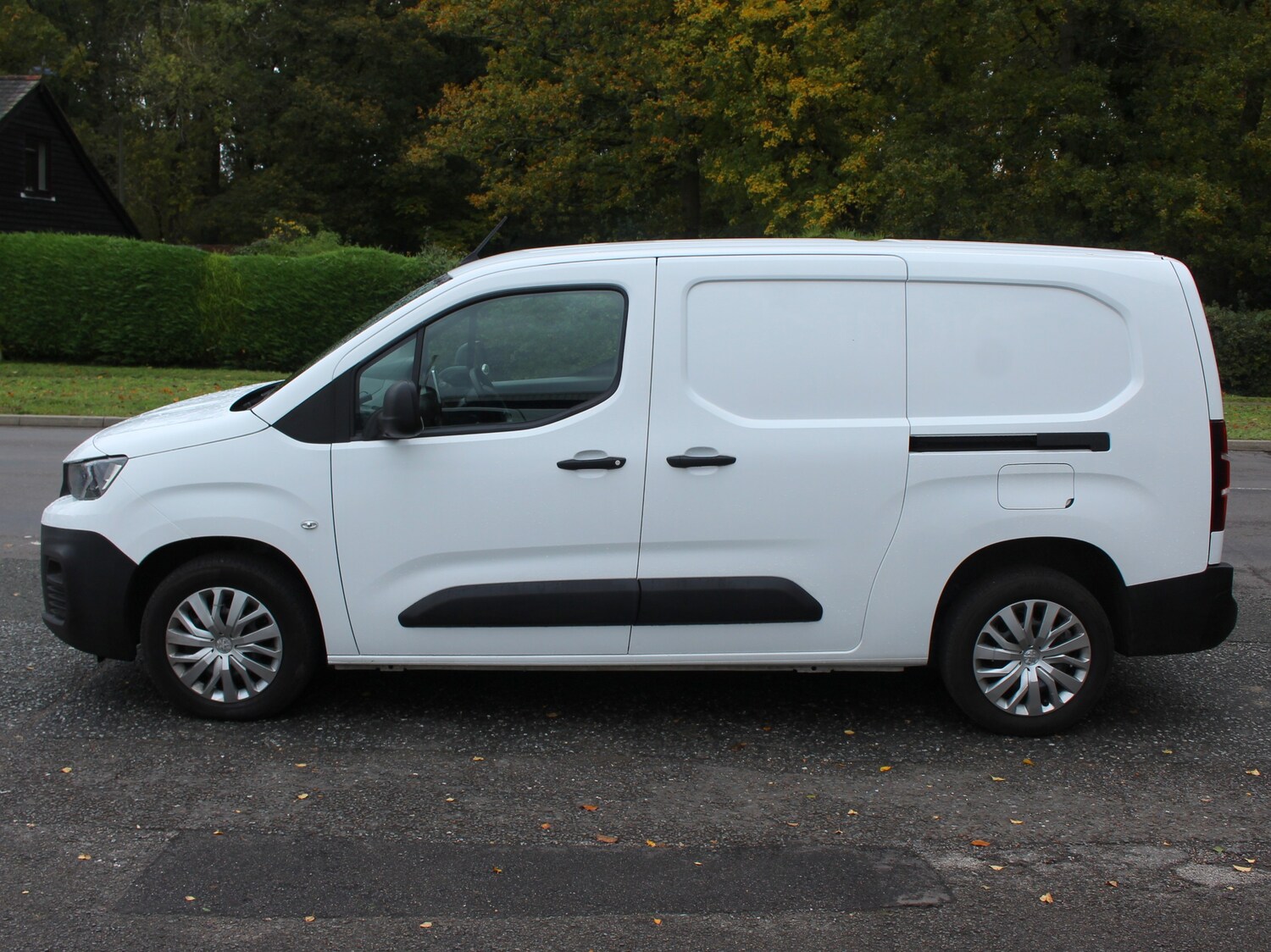 Used Peugeot Partner 2021 for sale - 76402668: Photo 2