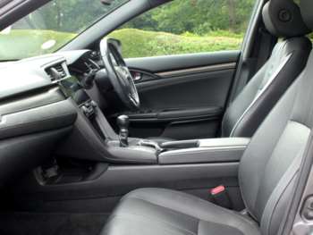 Used Honda Civic 2017 for sale - 74871745: Photo