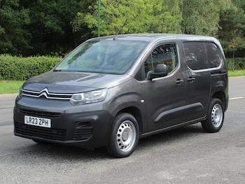 Used Citroen Berlingo 2023 for sale - 75399254: Photo