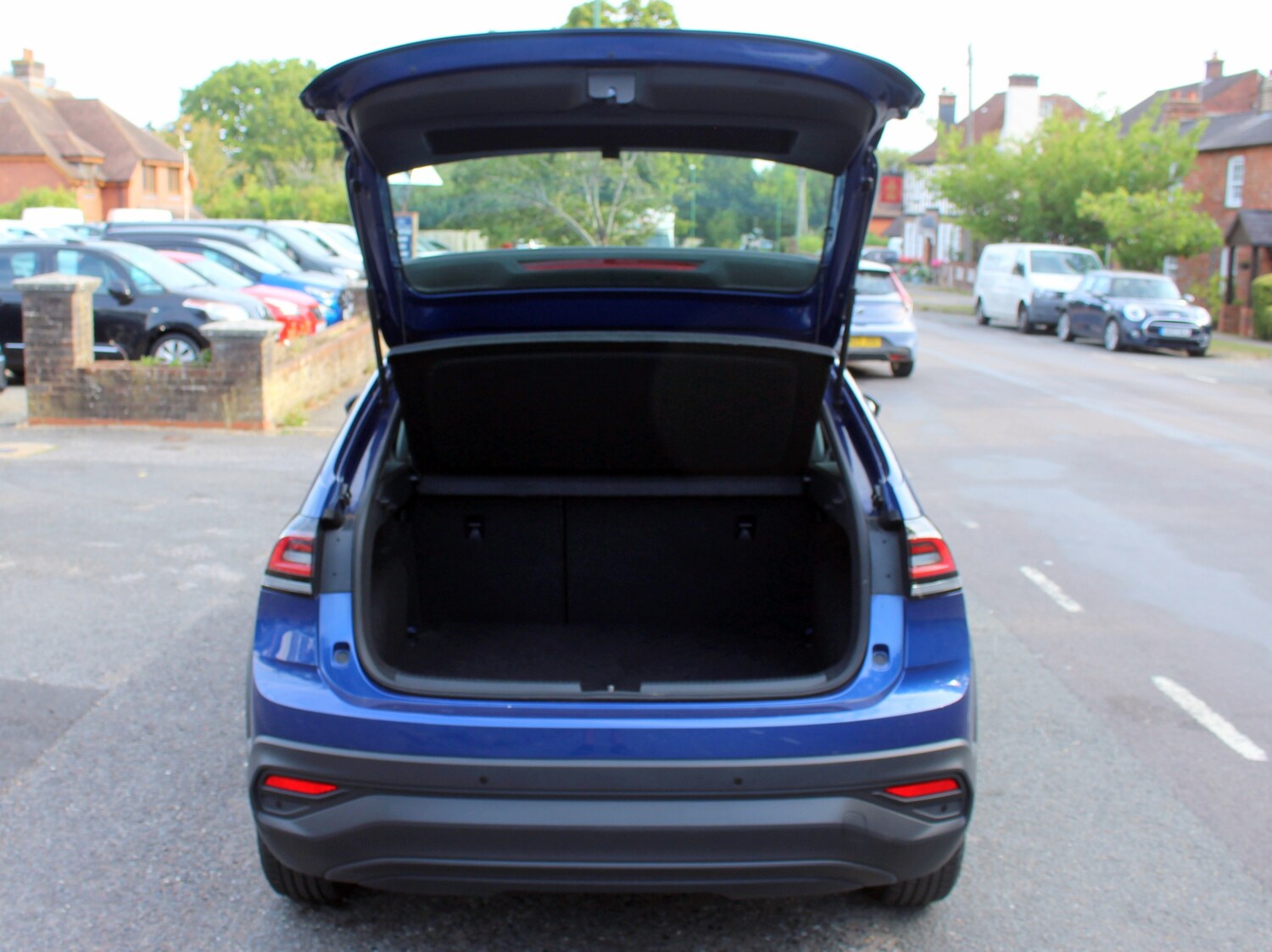 Used Volkswagen Taigo 2023 for sale - 75655751: Photo 53