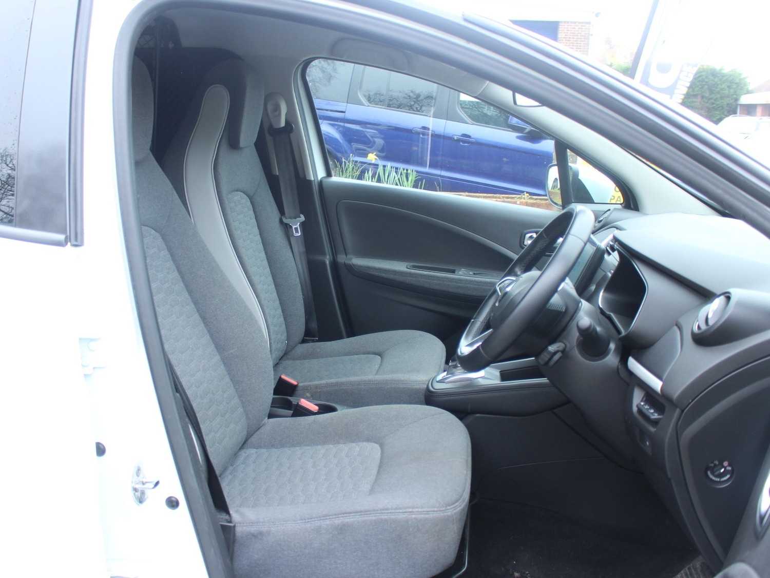 Used Renault Zoe 2021 for sale - 77845499: Photo 11