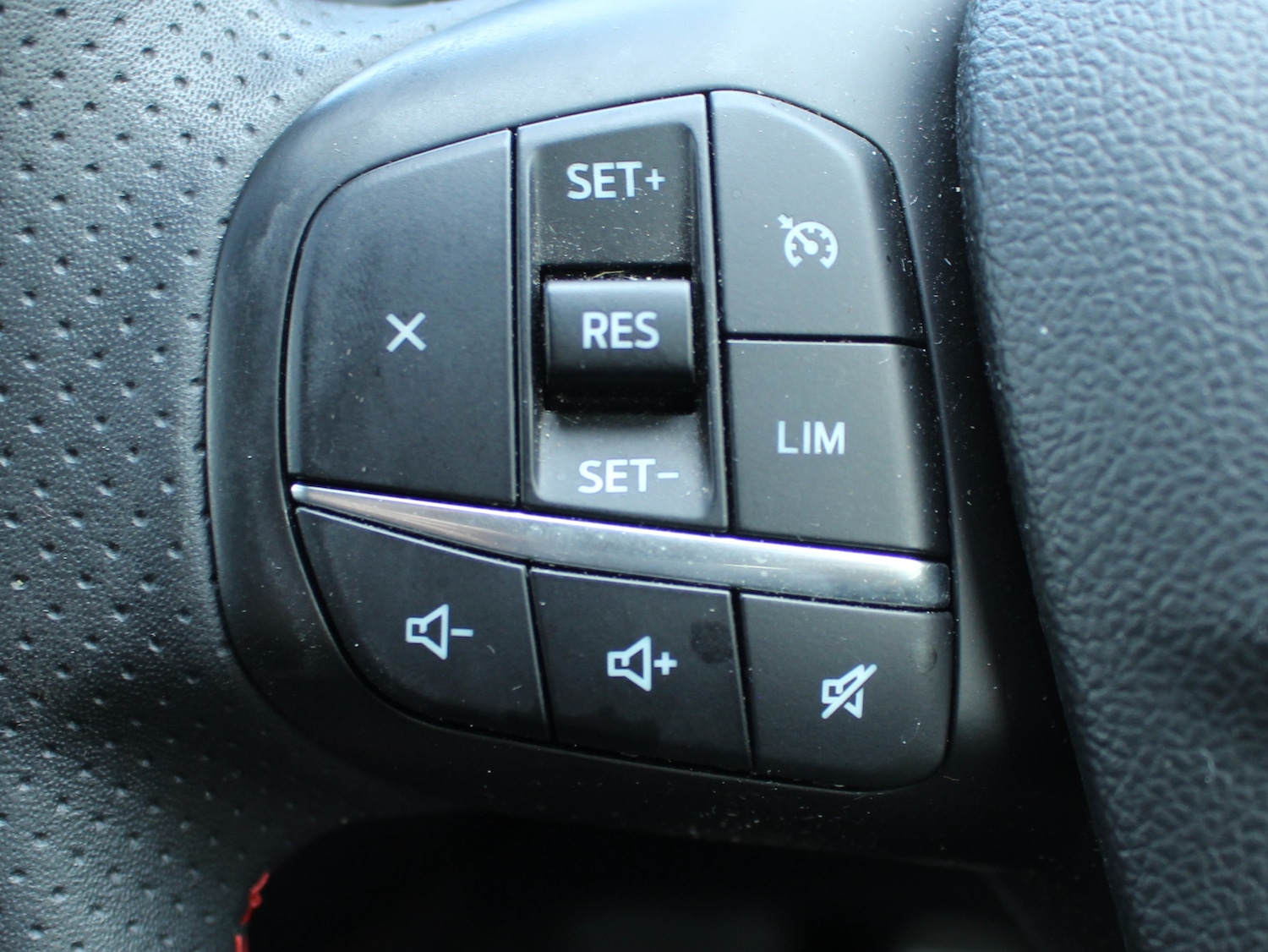 Used Ford Kuga 2021 for sale - 76735727: Photo 23