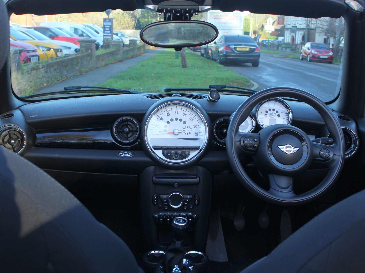 Used MINI Convertible 2013 for sale - 76685572: Photo 19