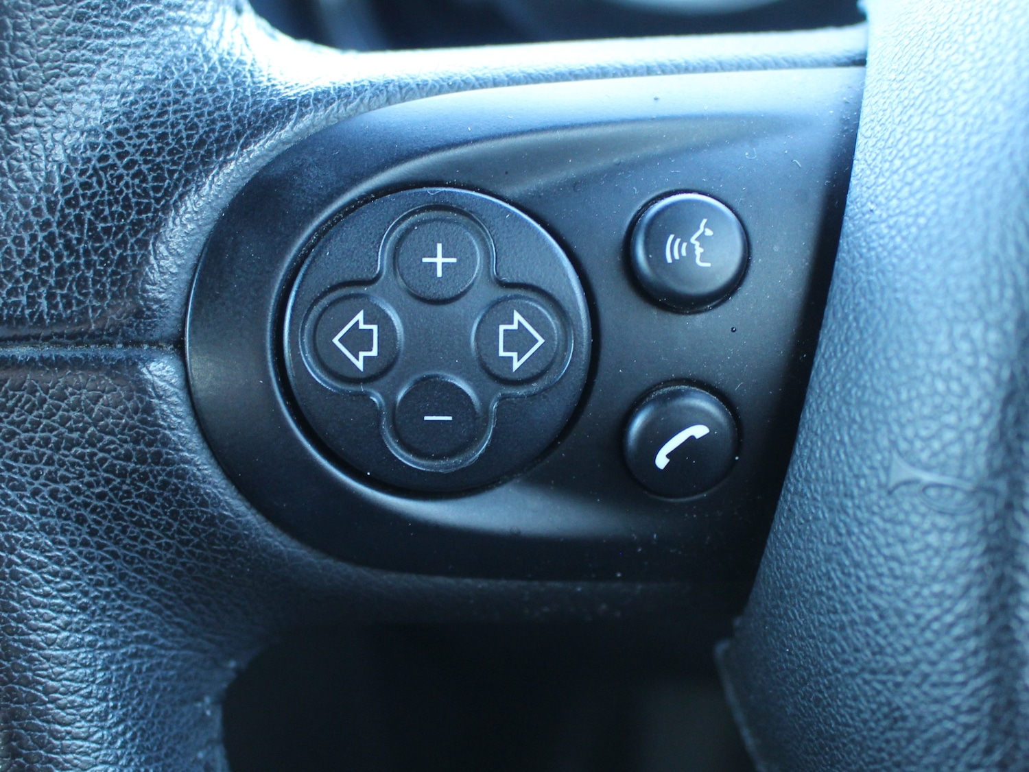 Used MINI Convertible 2013 for sale - 76685572: Photo 55