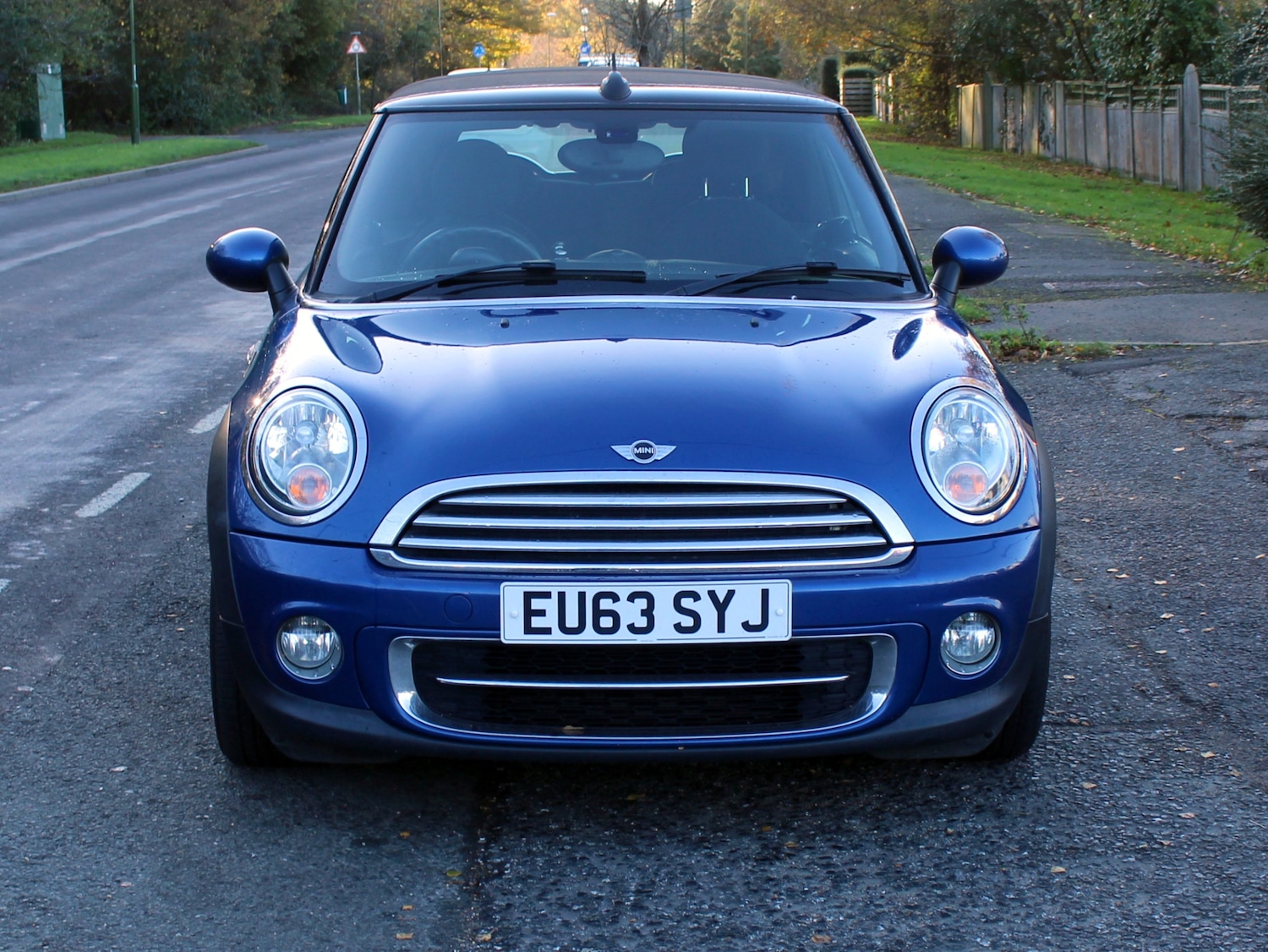 Used MINI Convertible 2013 for sale - 76685572: Photo 8
