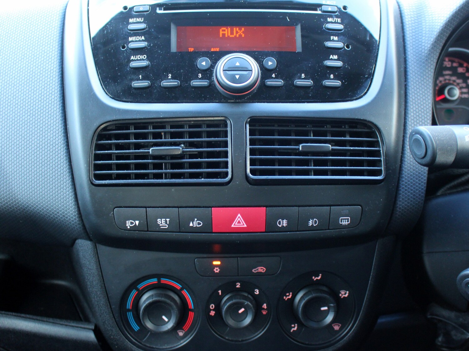 Used Fiat Doblo 2017 for sale - 76783321: Photo 47