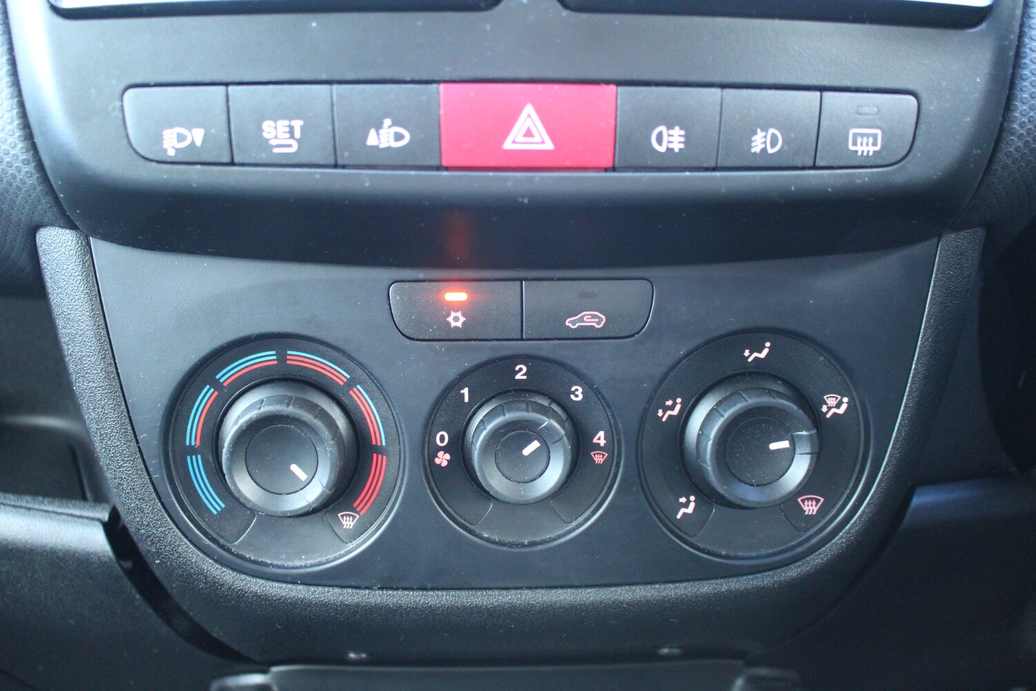 Used Fiat Doblo 2017 for sale - 76783321: Photo 48