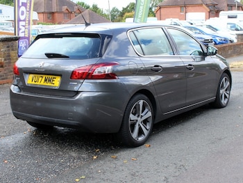 Used Peugeot 308 2017 for sale - 79570655: Photo