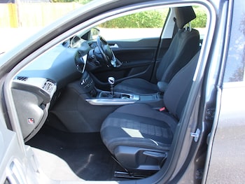 Used Peugeot 308 2017 for sale - 79570655: Photo