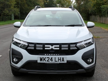Used Dacia Sandero Stepway 2024 for sale - 76292842: Photo 3