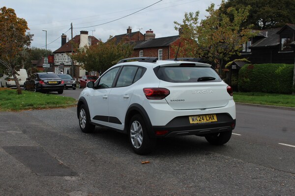 Used Dacia Sandero Stepway 2024 for sale - 76292842: Photo 44