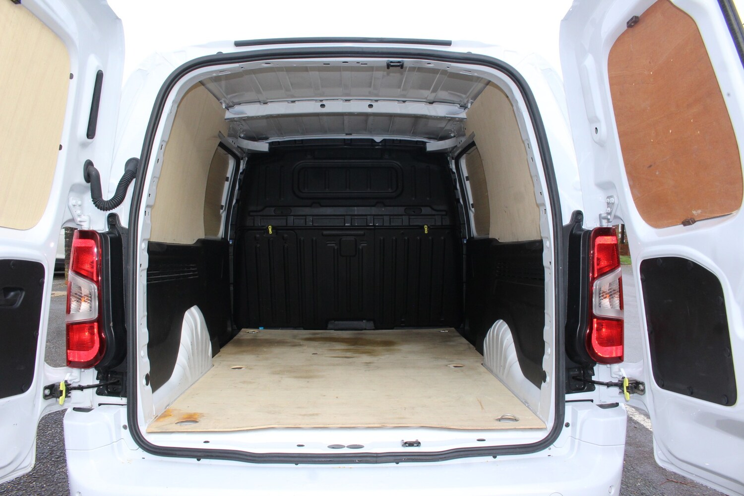 Used Peugeot Partner 2024 for sale - 76783299: Photo 49