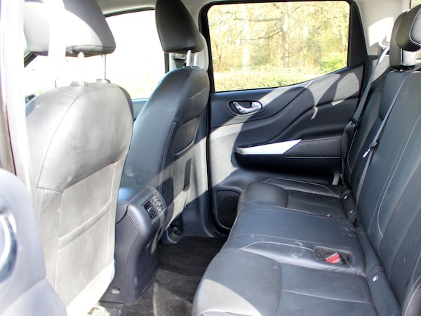 Used Nissan Navara 2019 for sale - 74064617: Photo 10