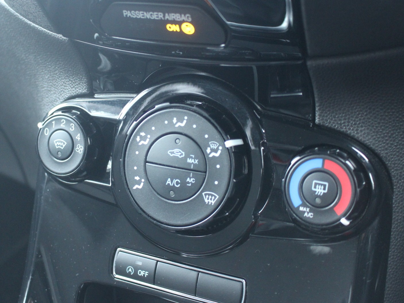 Used Ford Fiesta 2017 for sale - 77620355: Photo 21