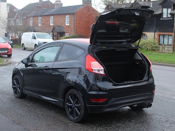 Used Ford Fiesta 2017 for sale - 77620355: Photo