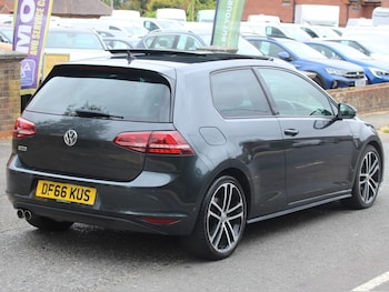 Used Volkswagen Golf 2016 for sale - 79570656: Photo