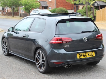 Used Volkswagen Golf 2016 for sale - 79570656: Photo