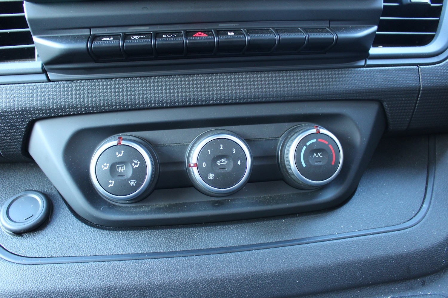 Used Renault Trafic 2024 for sale - 76883936: Photo 48