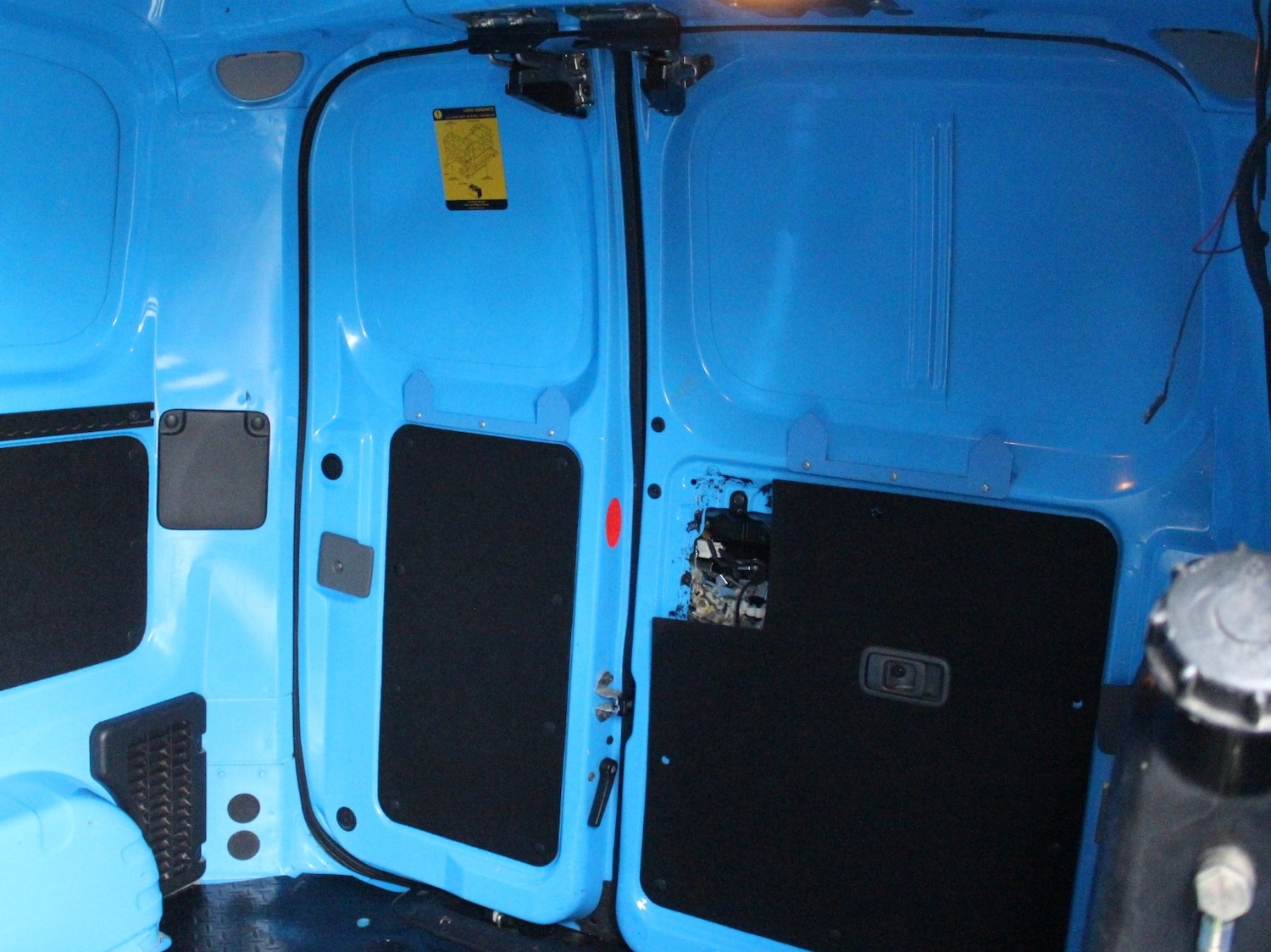 Used Nissan e-NV200 2015 for sale - 77570935: Photo 36