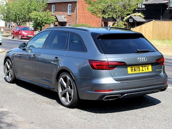 Used Audi A4 Avant 2019 for sale - 79346648: Photo