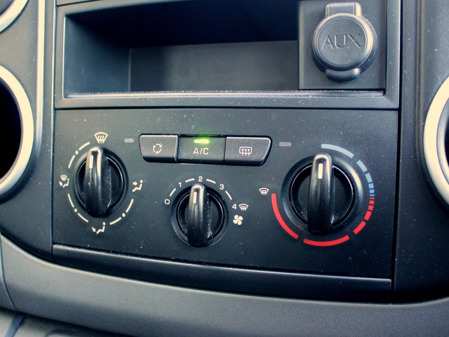 Used Citroen Berlingo 2015 for sale - 76931708: Photo 20