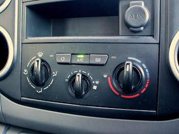 Used Citroen Berlingo 2015 for sale - 76931708: Photo