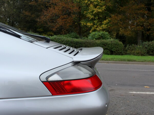Used Porsche 911 2002 for sale - 71665107: Photo 16