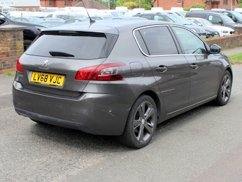 Used Peugeot 308 2019 for sale - 75524722: Photo