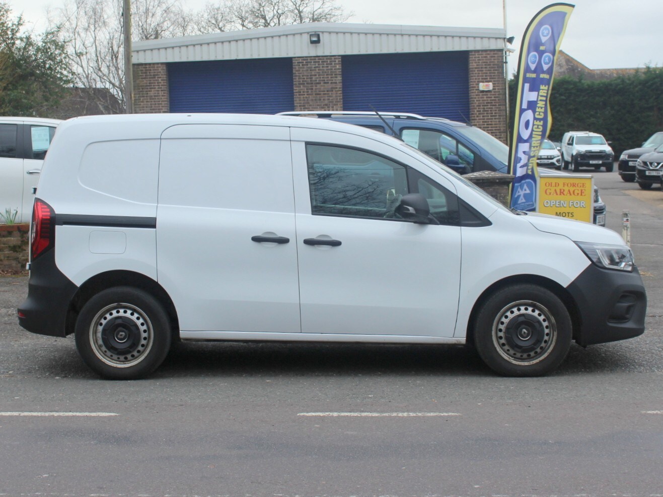 Used Renault Kangoo 2023 for sale - 77654075: Photo 29