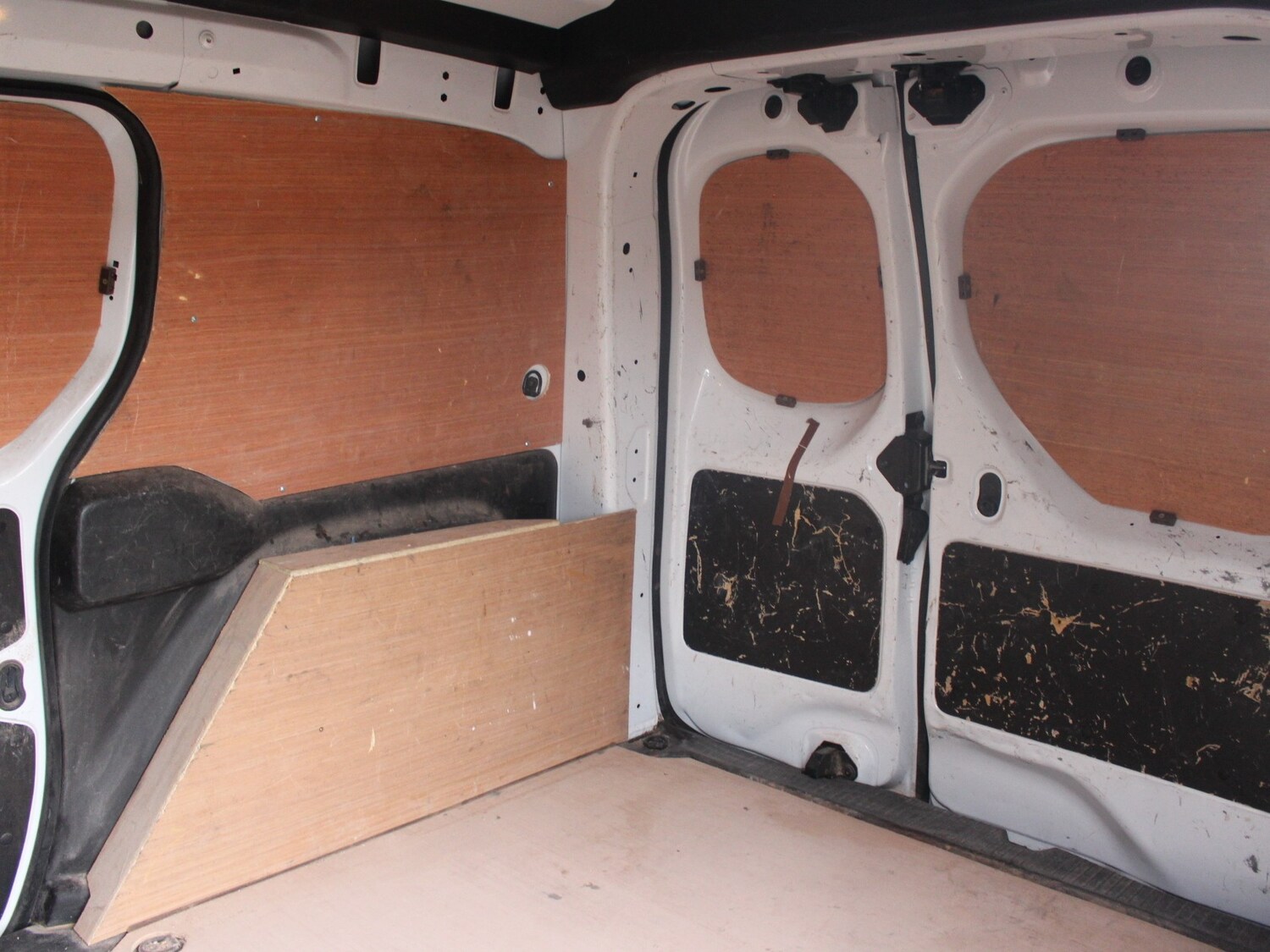 Used Renault Kangoo 2023 for sale - 77654075: Photo 34