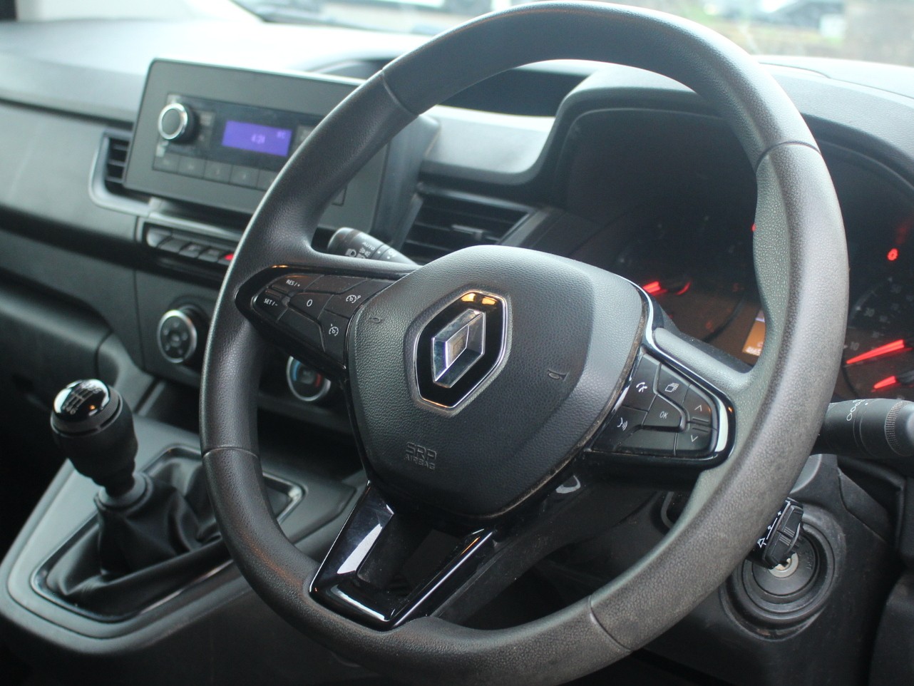 Used Renault Kangoo 2023 for sale - 77654075: Photo 8