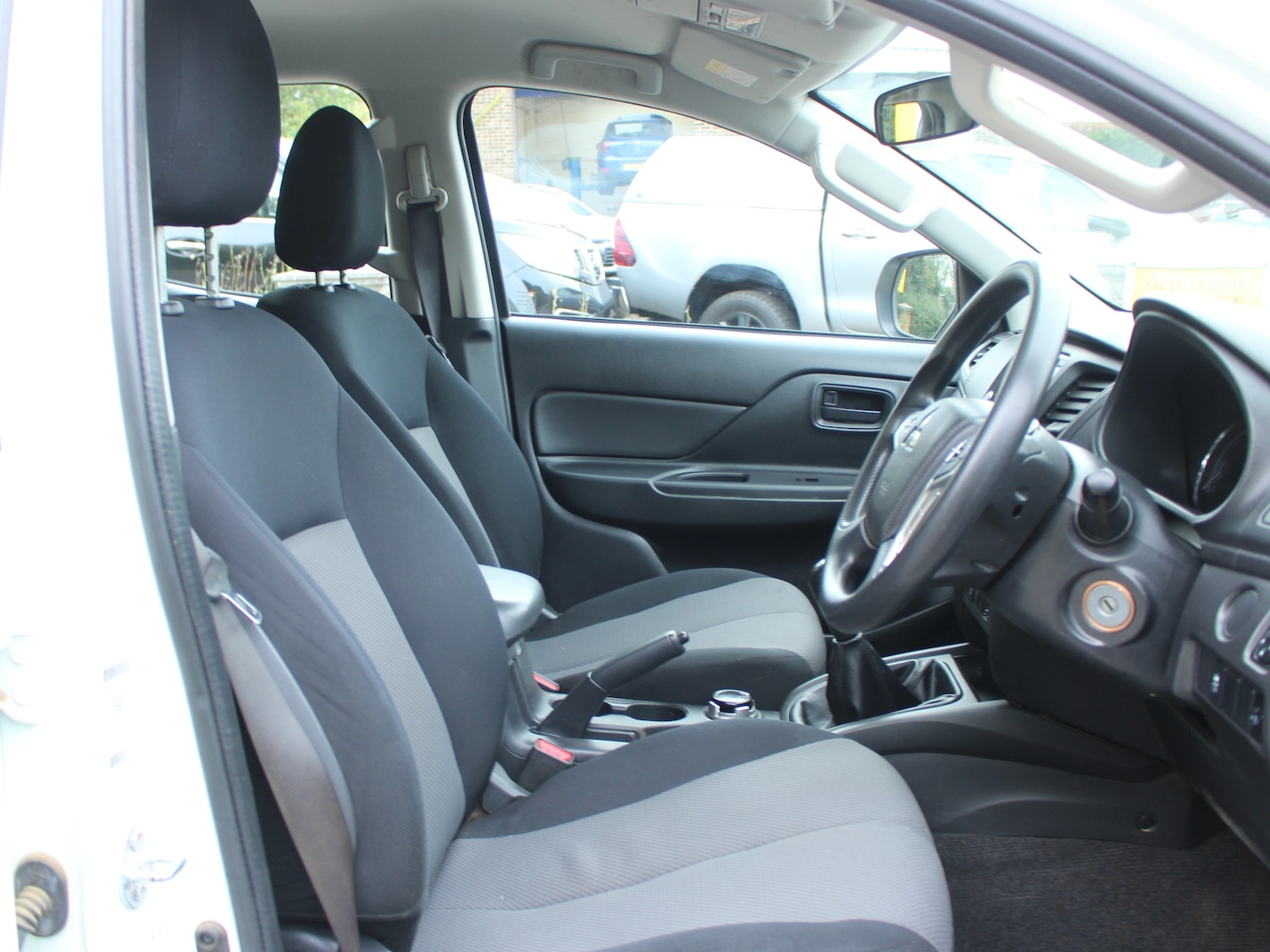 Used Mitsubishi L200 2020 for sale - 76334600: Photo 12