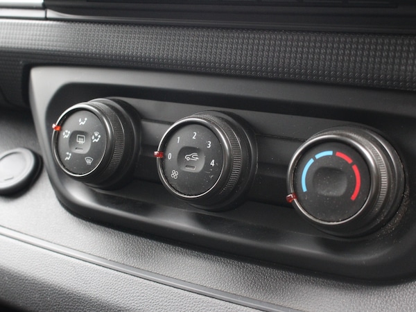 Used Renault Trafic 2022 for sale - 74854442: Photo 34