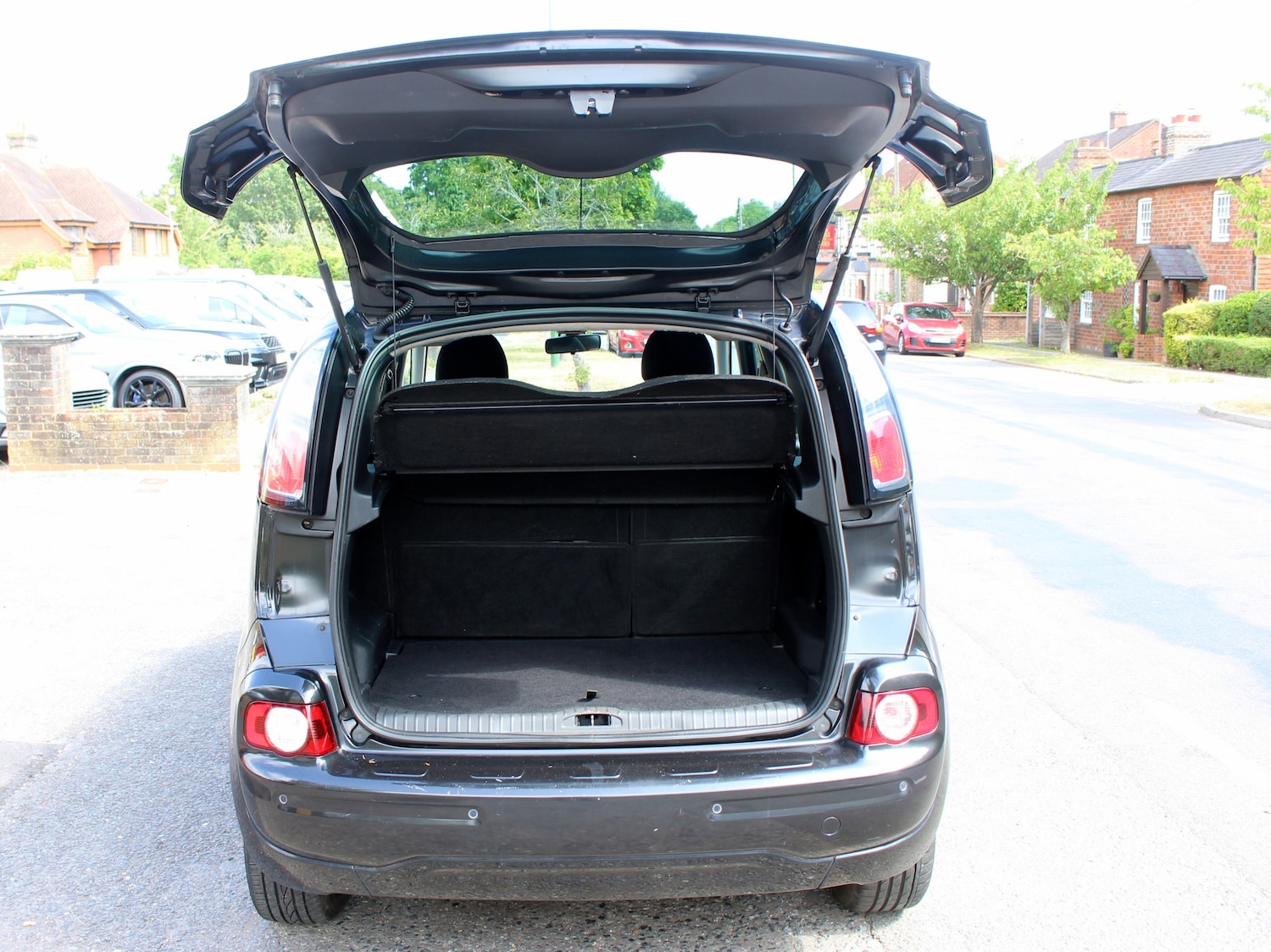 Vehicle 43