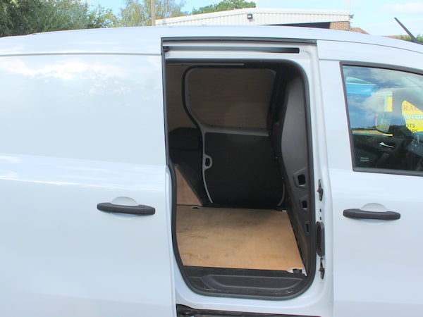 Used Renault Kangoo 2024 for sale - 75632588: Photo 19