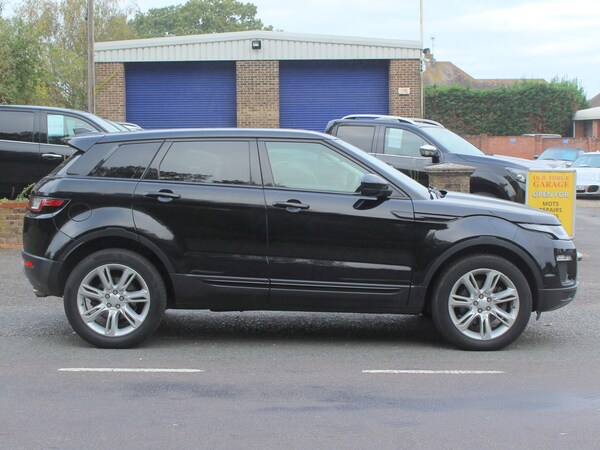 Used Land Rover Range Rover Evoque 2019 for sale - 76292861: Photo 3